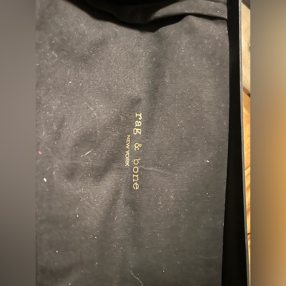 🔥 RB1 LOW-TOP VELVET LOW-TOP SNEAKERS IN DOVE VELVET🔥 - Picture 12 of 12